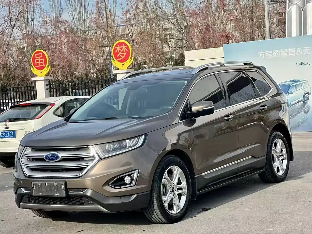 Ford Edge 2018 — фото 1