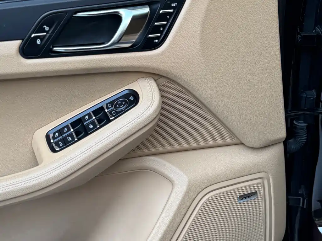 Porsche Macan 2015 — фото 5