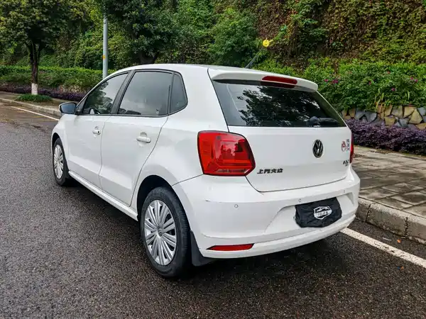 Volkswagen Polo 2016