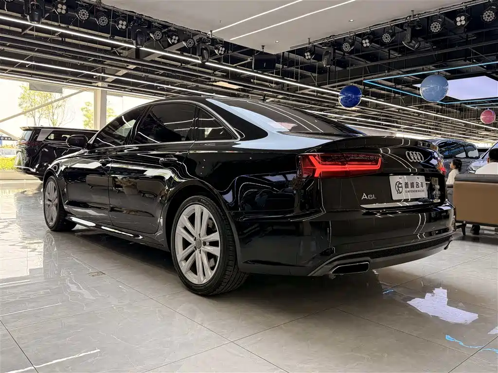Audi A6L 2019 — фото 26