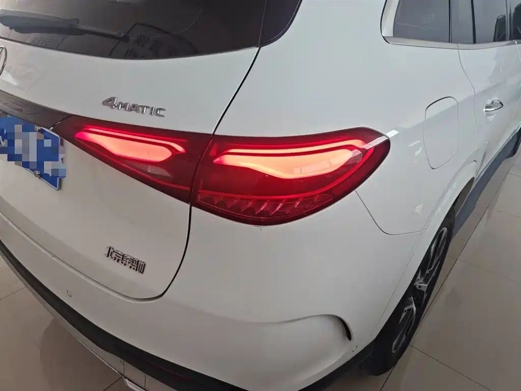 Mercedes-Benz GLC 2023 — фото 24