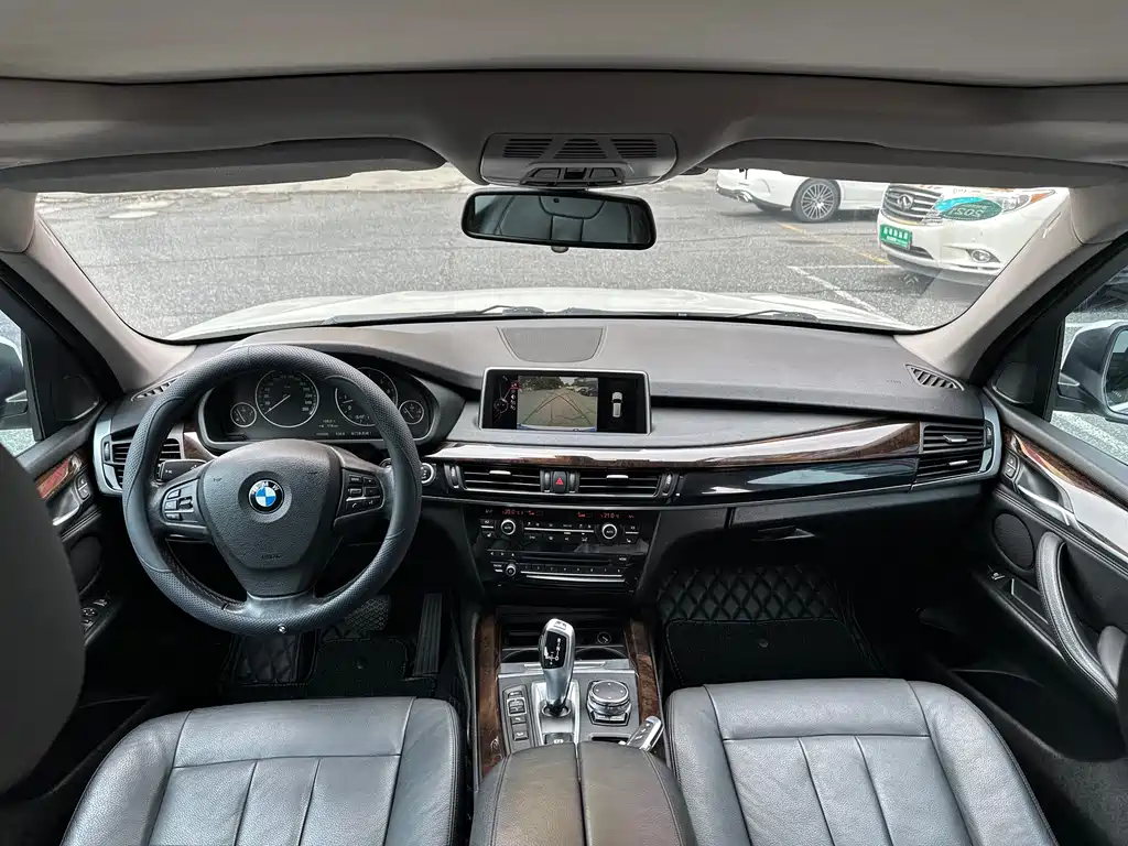 BMW X5 2015 — фото 9