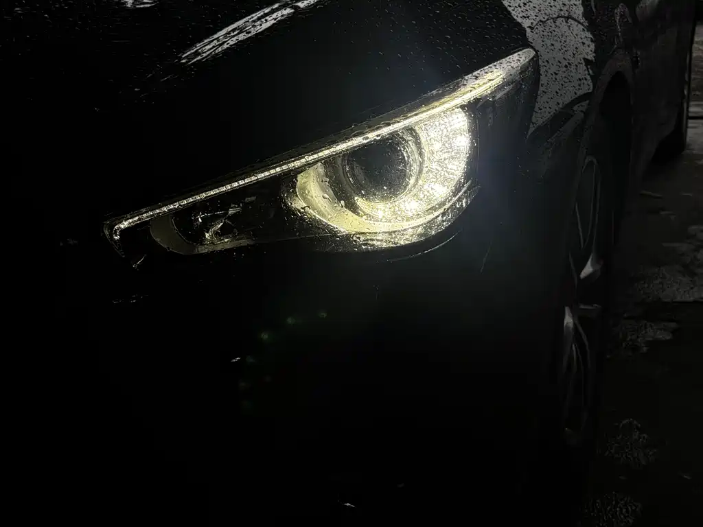 Infiniti Q50 2017 — фото 5