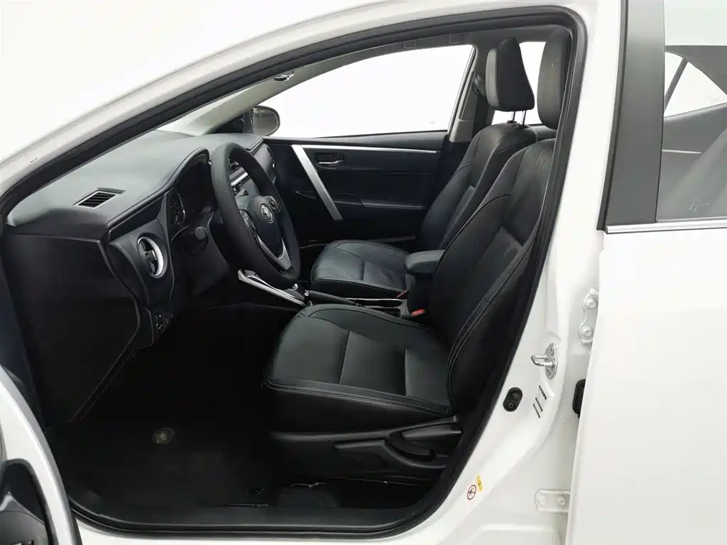 Toyota Corolla Hybrid 2019 — фото 10