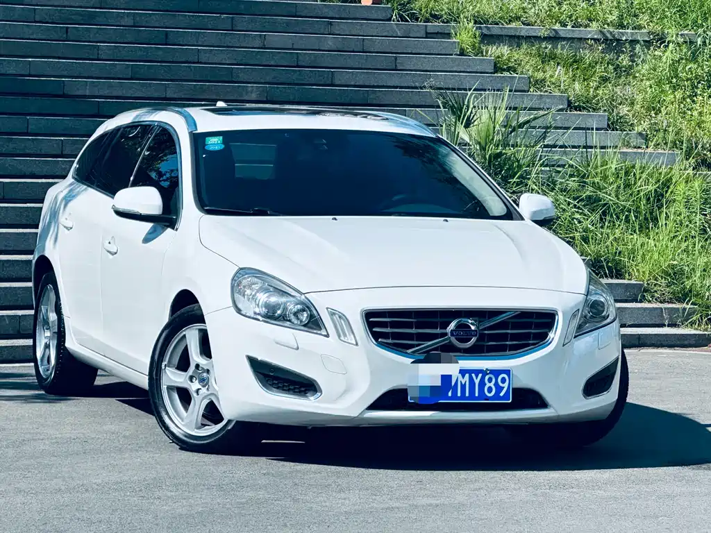 Volvo V60 2013