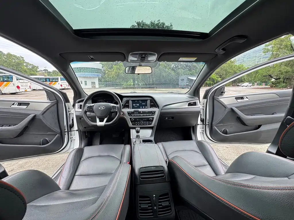 Hyundai Sonata 2017 — фото 11