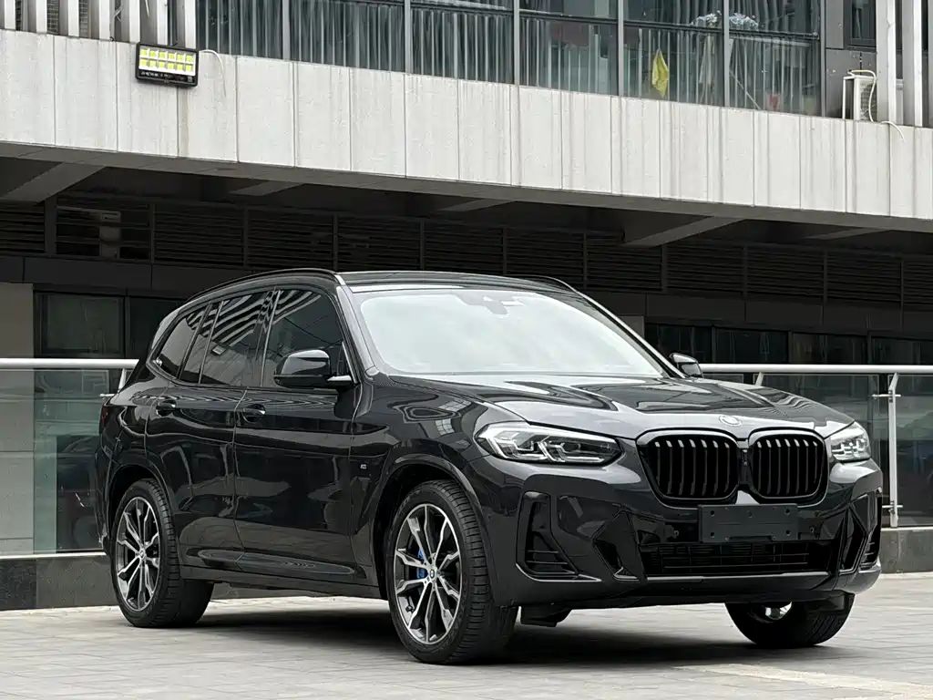 BMW X3 2022 — фото 1