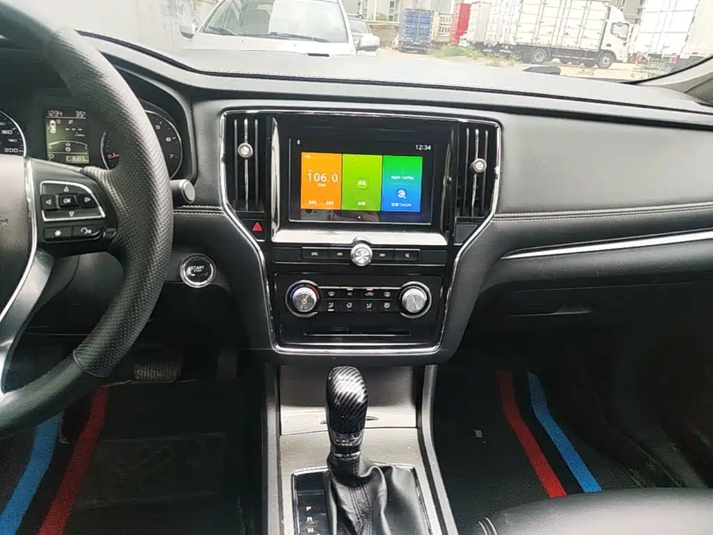 Roewe i6 Classic 2018 — фото 13