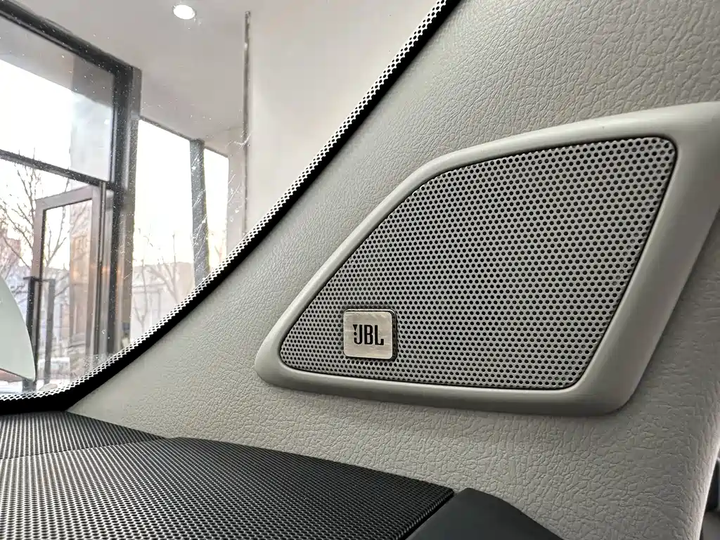 Toyota Prado 2017 — фото 25