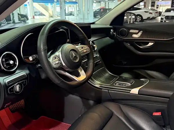 Mercedes-Benz C-Class 2020
