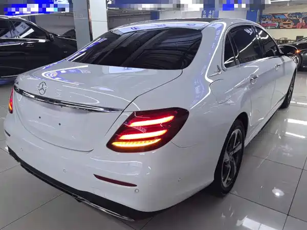 Mercedes-Benz E-Class 2019