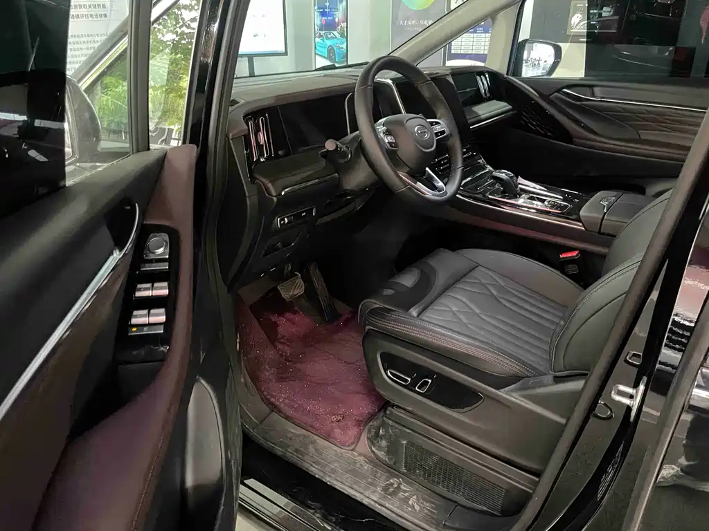 GAC Motor Trumpchi M8 2026 — фото 4