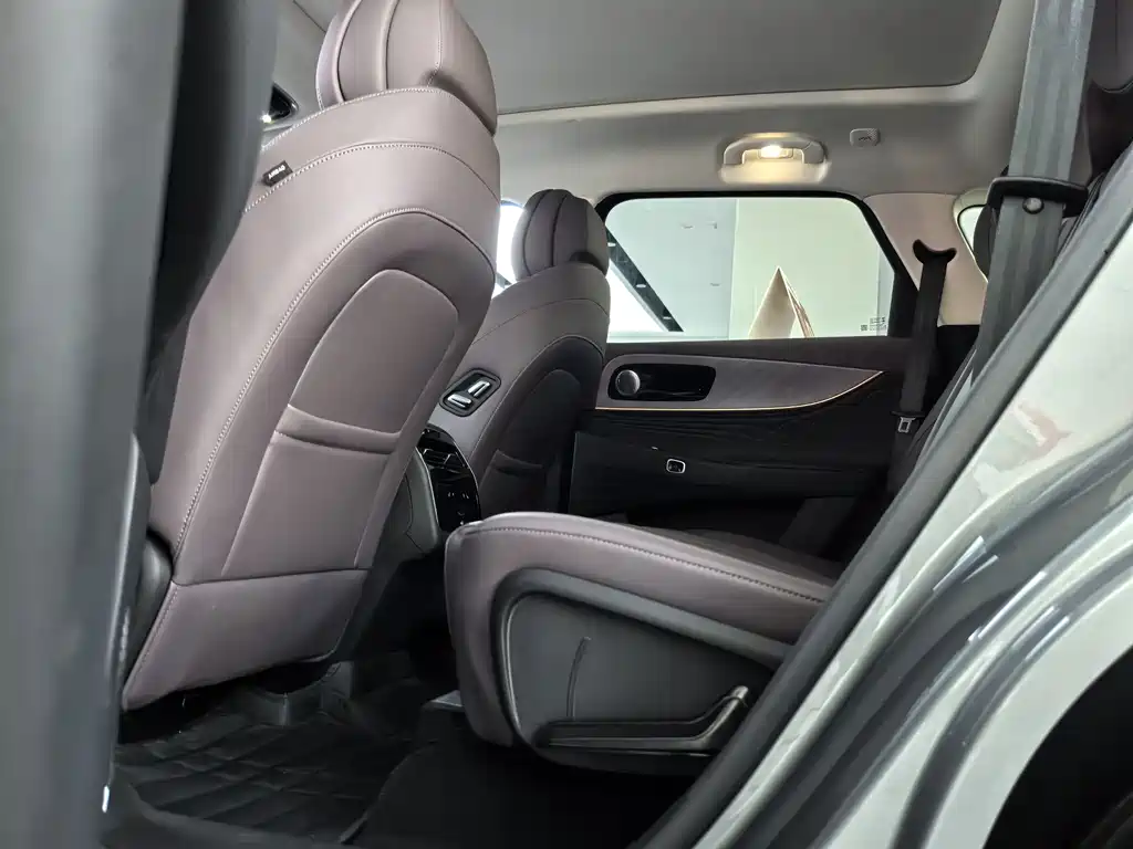 Chery Tiggo 9 C-DM — фото 10
