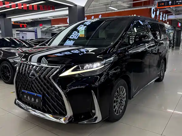 Lexus LM 2022