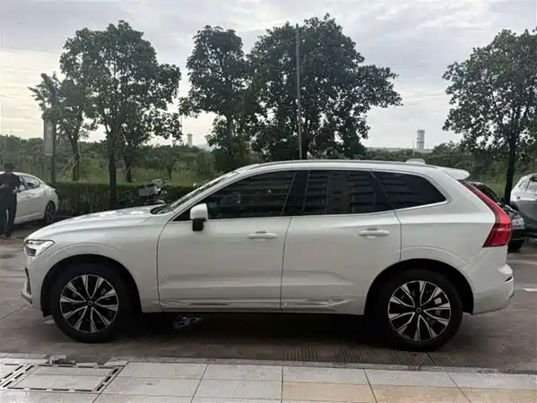 Volvo XC60 2024