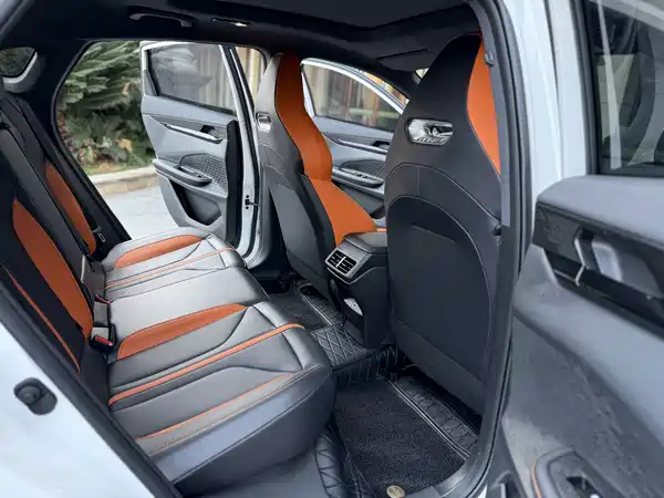 Changan UNI-V 2025