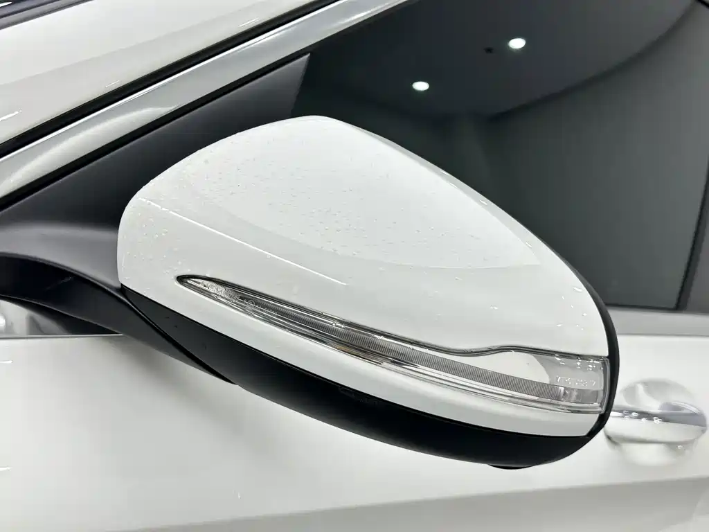 Mercedes-Benz C-Class 2019 — фото 25
