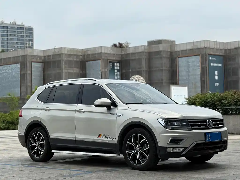 Volkswagen Tiguan L 2019 — фото 3