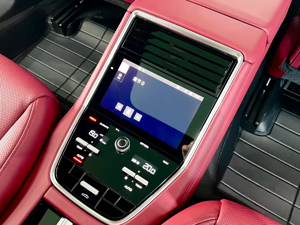 Porsche Panamera 2023 — фото 20