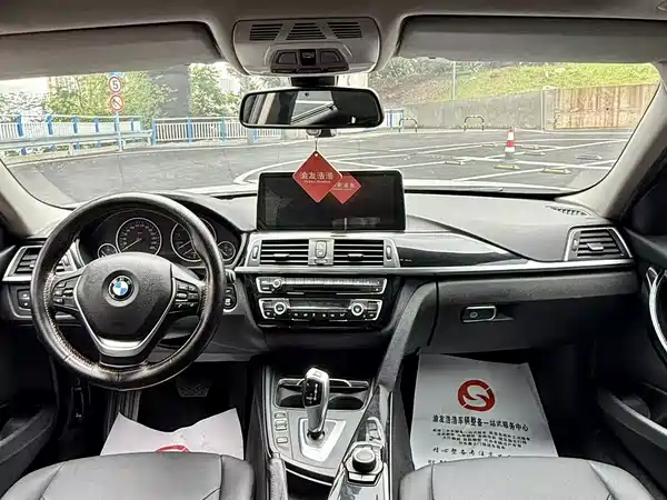 BMW 3 Series 2016