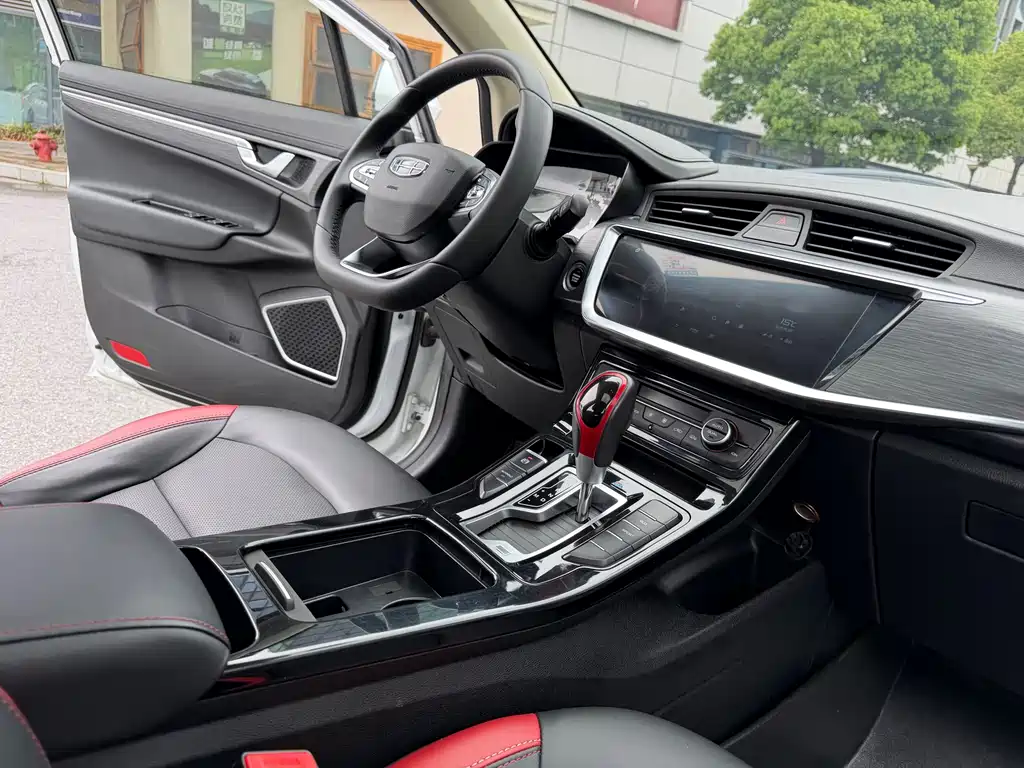 Geely Emgrand GS 2021 — фото 13