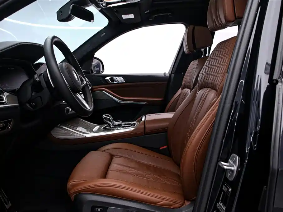 BMW X7 2021 — фото 12
