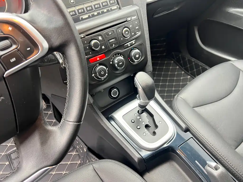 Citroen C4L 2015 — фото 8