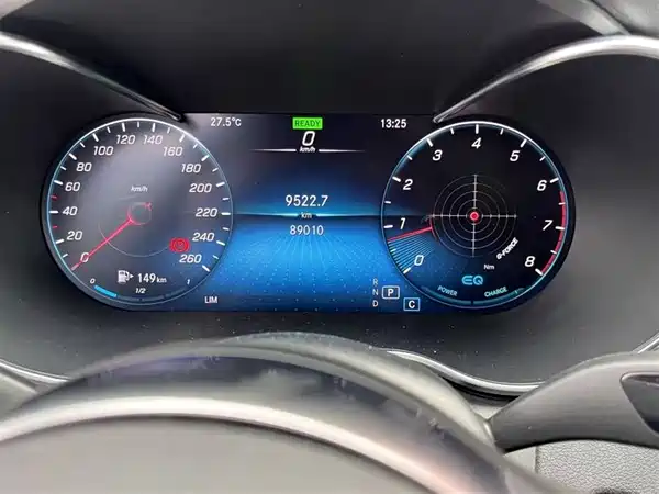 Mercedes-Benz C-Class 2021