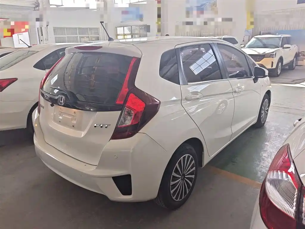 Honda Fit 2017 — фото 5