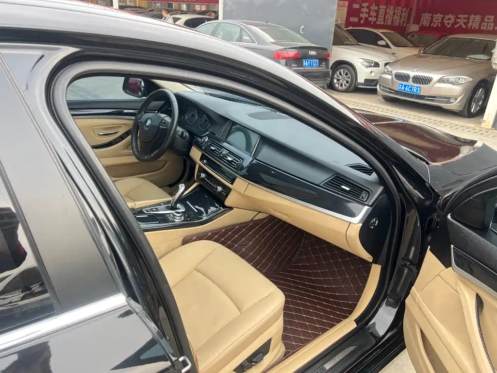 BMW 5 Series 2013 — фото 17