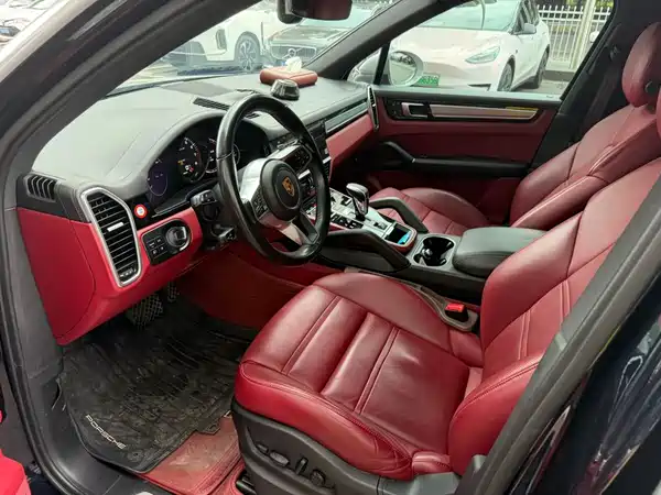 Porsche Cayenne New Energy 2023
