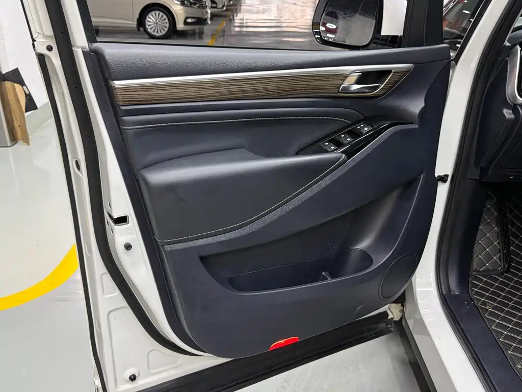 GAC Trumpchi M8 2023 — фото 19