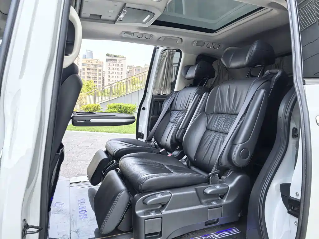 Honda Odyssey 2022 — фото 12