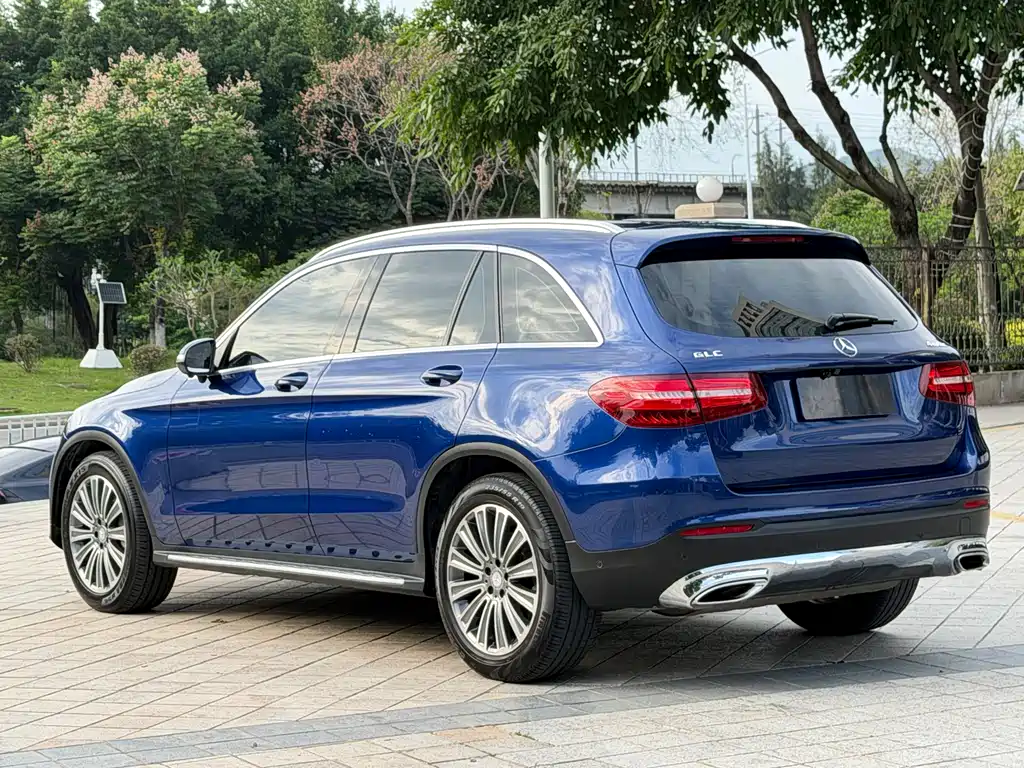 Mercedes-Benz GLC 2016 — фото 15
