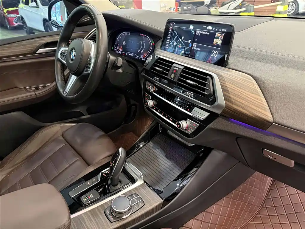 BMW X3 2020 — фото 19