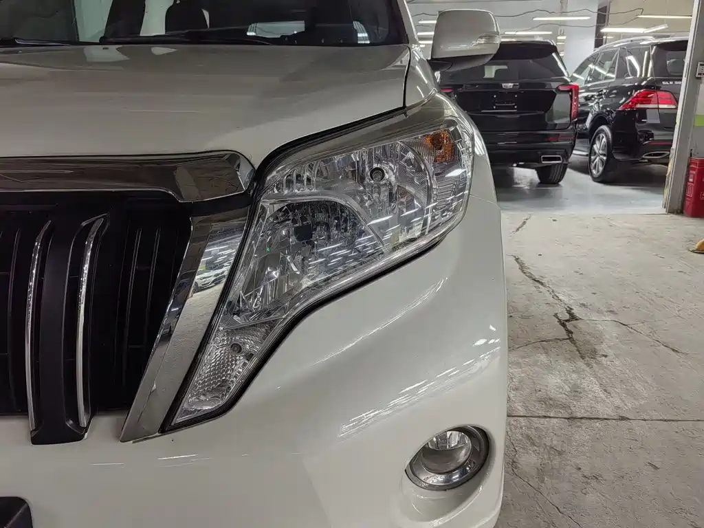 Toyota Prado 2016 — фото 4