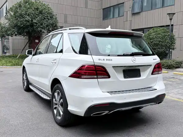 Mercedes-Benz GLE 2017