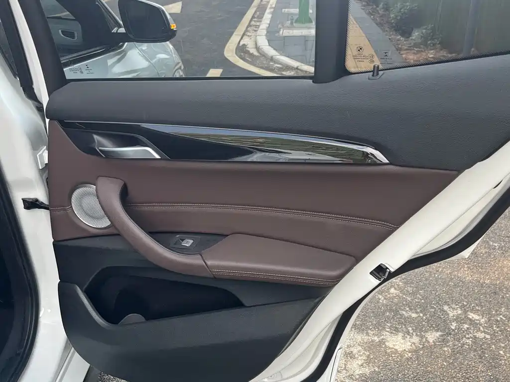 BMW X2 2021 — фото 12