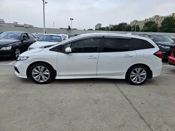 Honda Jade 2017