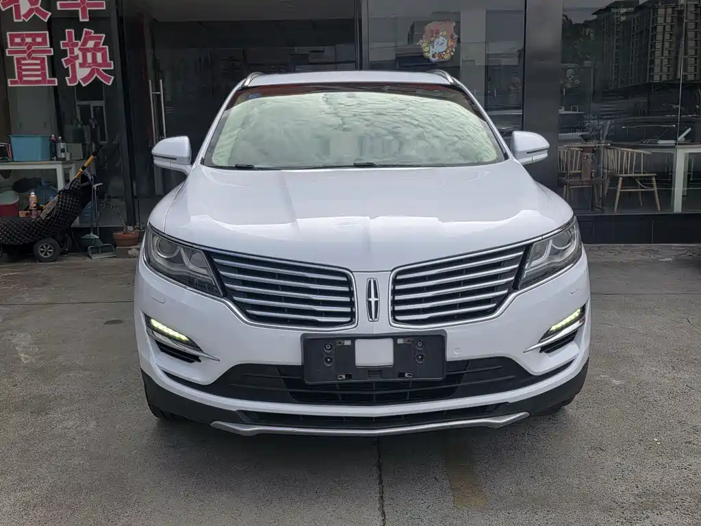 Lincoln MKC 2016