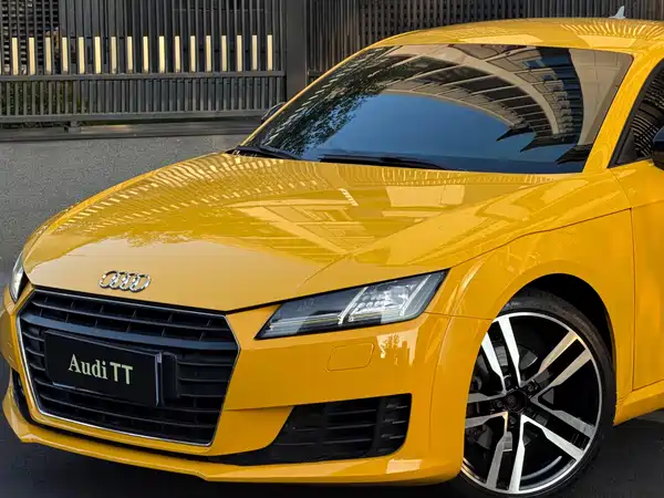 Audi TT 2015