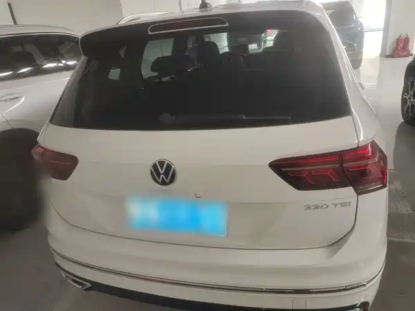 Volkswagen Tiguan L 2022