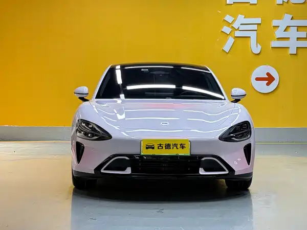 Xiaomi SU7 2024