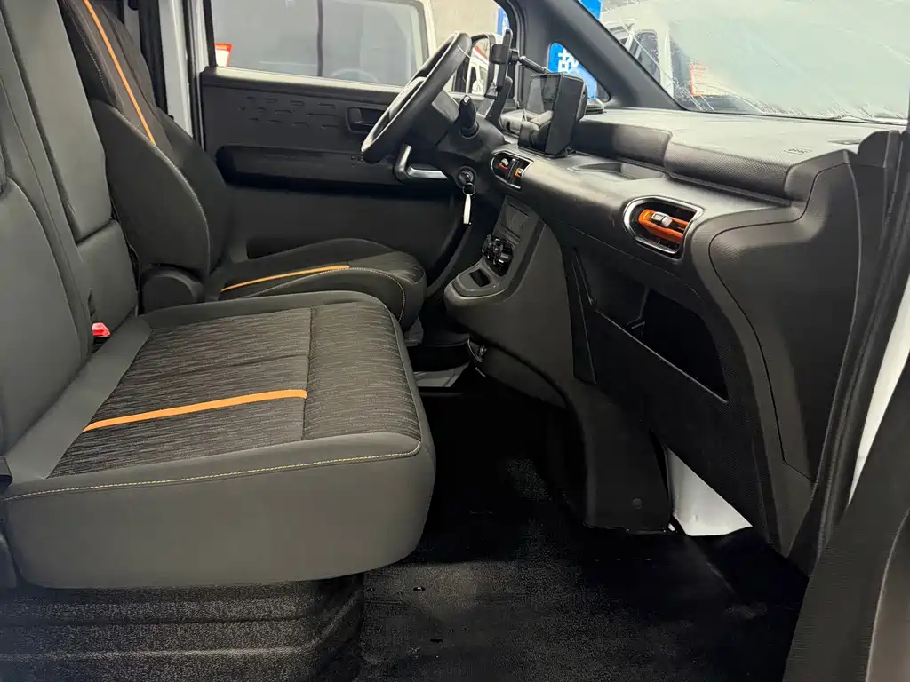 Dongfeng Rui Lida V8E 2025 — фото 11