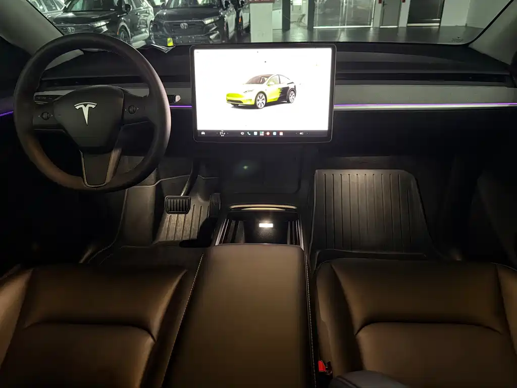 Tesla Model Y 2023 — фото 16