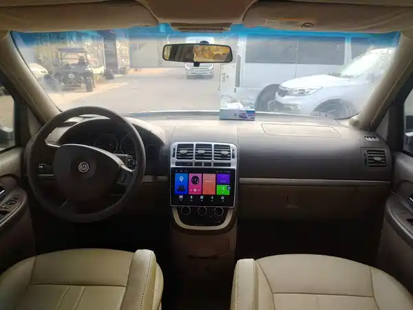 Buick GL8 2013