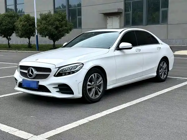 Mercedes-Benz C-Class 2019