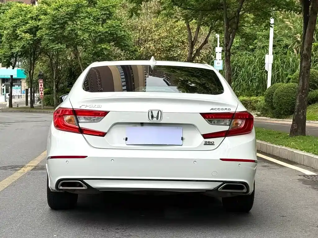 Honda Accord 2018 — фото 5