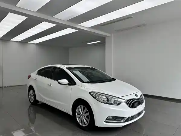 Kia K3 2013