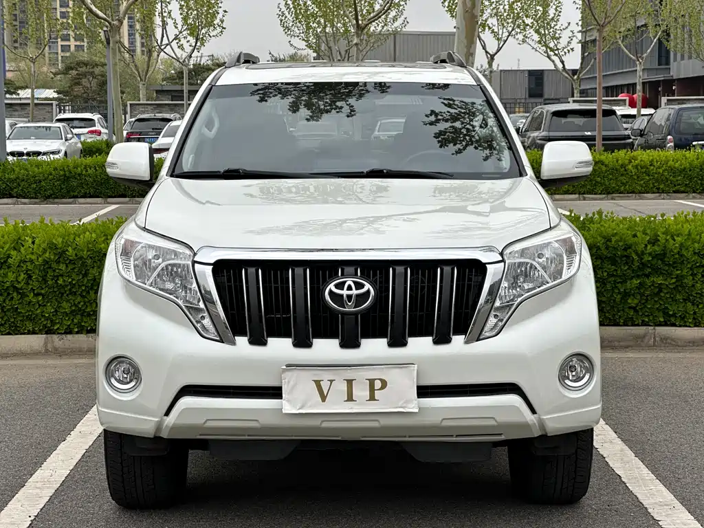 Toyota Prado 2017 — фото 2